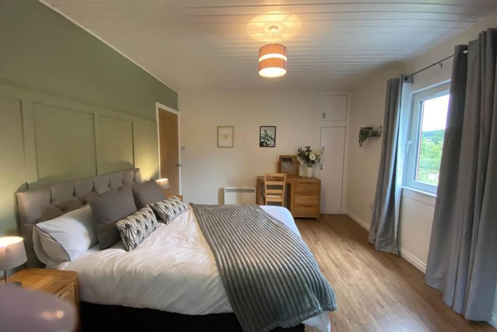 Tigh Na H'Aibhne Villa Broadford  Buitenkant foto
